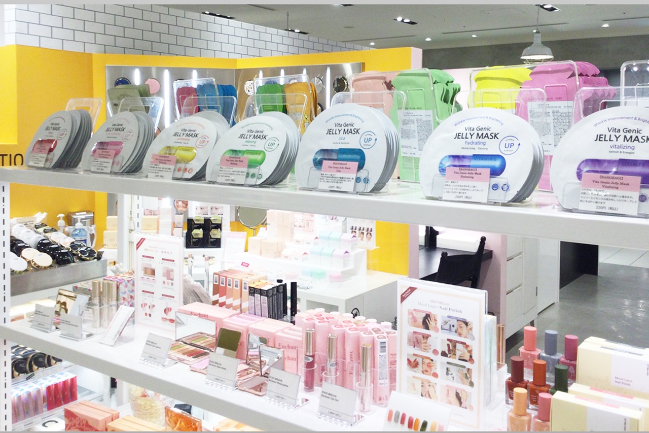 최근 일본 화장품 시장에서 한국산 화장품이 인기를 모으면서 국내 기업들의 일본 진출도 확대되고 있는 모습이다. 사진=바노바기