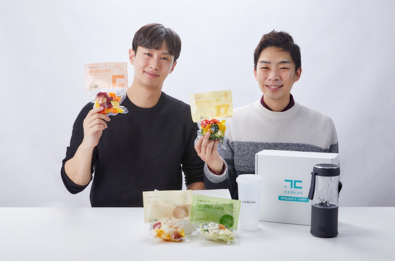 안진욱 대리(왼쪽), 박민광 대리(오른쪽). 사진= 롯데칠성음료